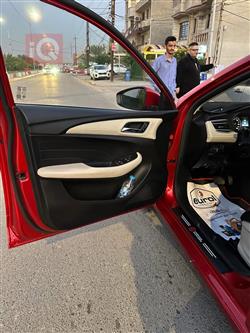 ئێم جی 5